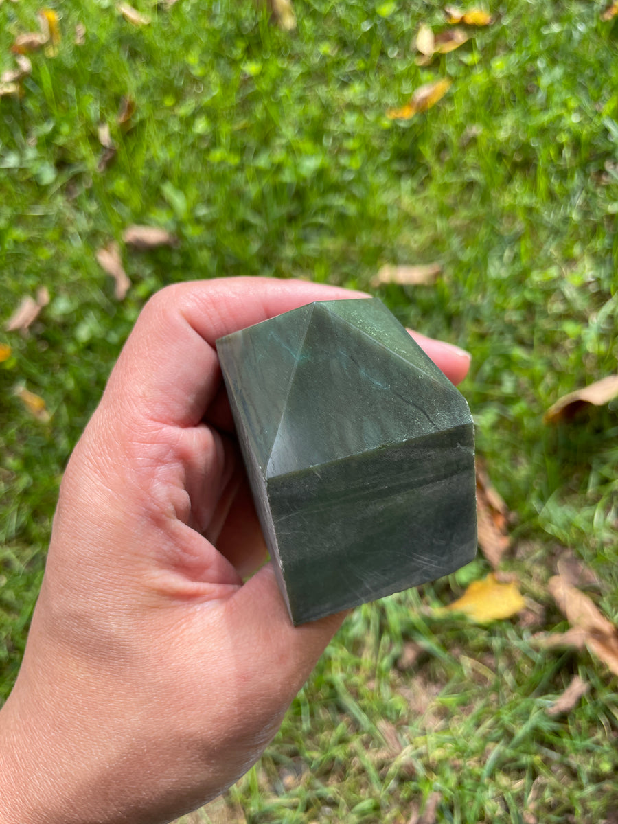 Green Jadeite/Jade Top polished