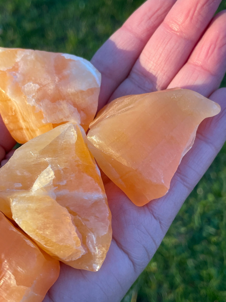 Orange calcite raw