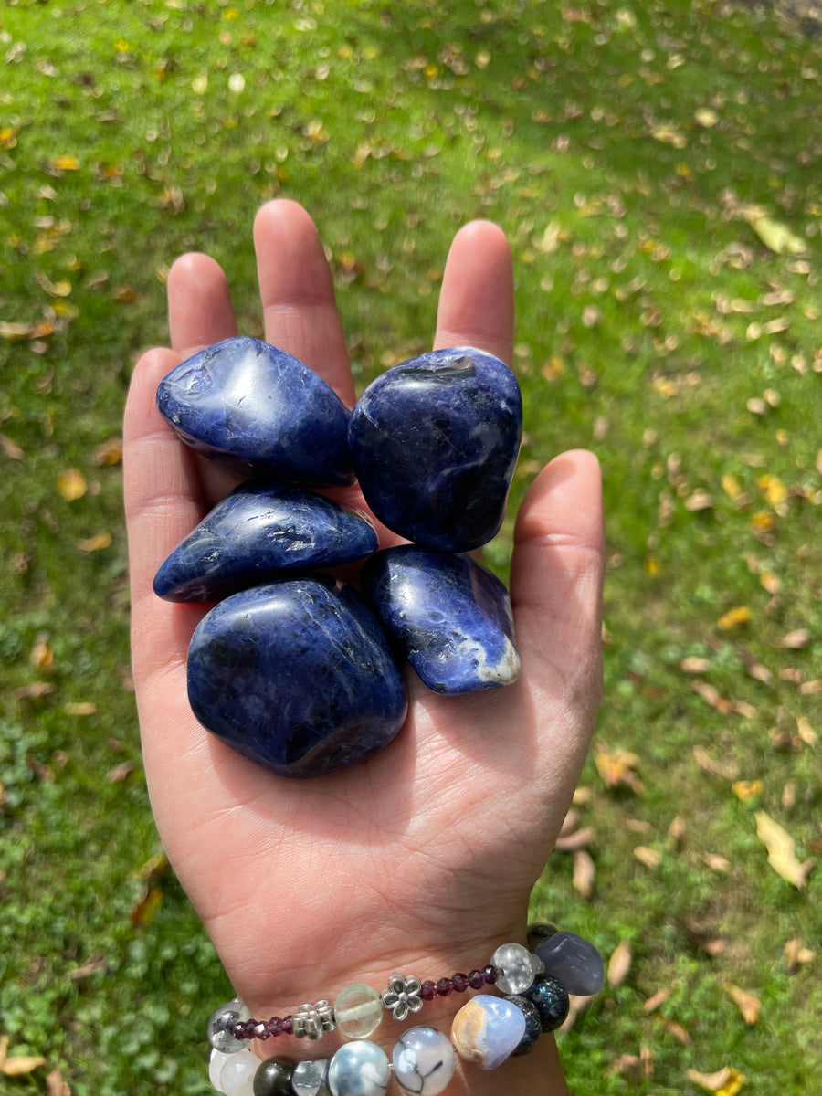 Sodalite tumble extra quality