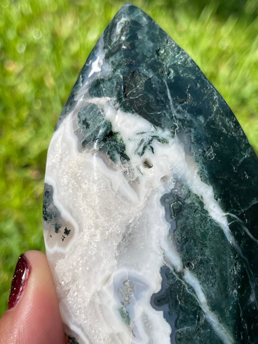 Tree and Moss Agate flame carving