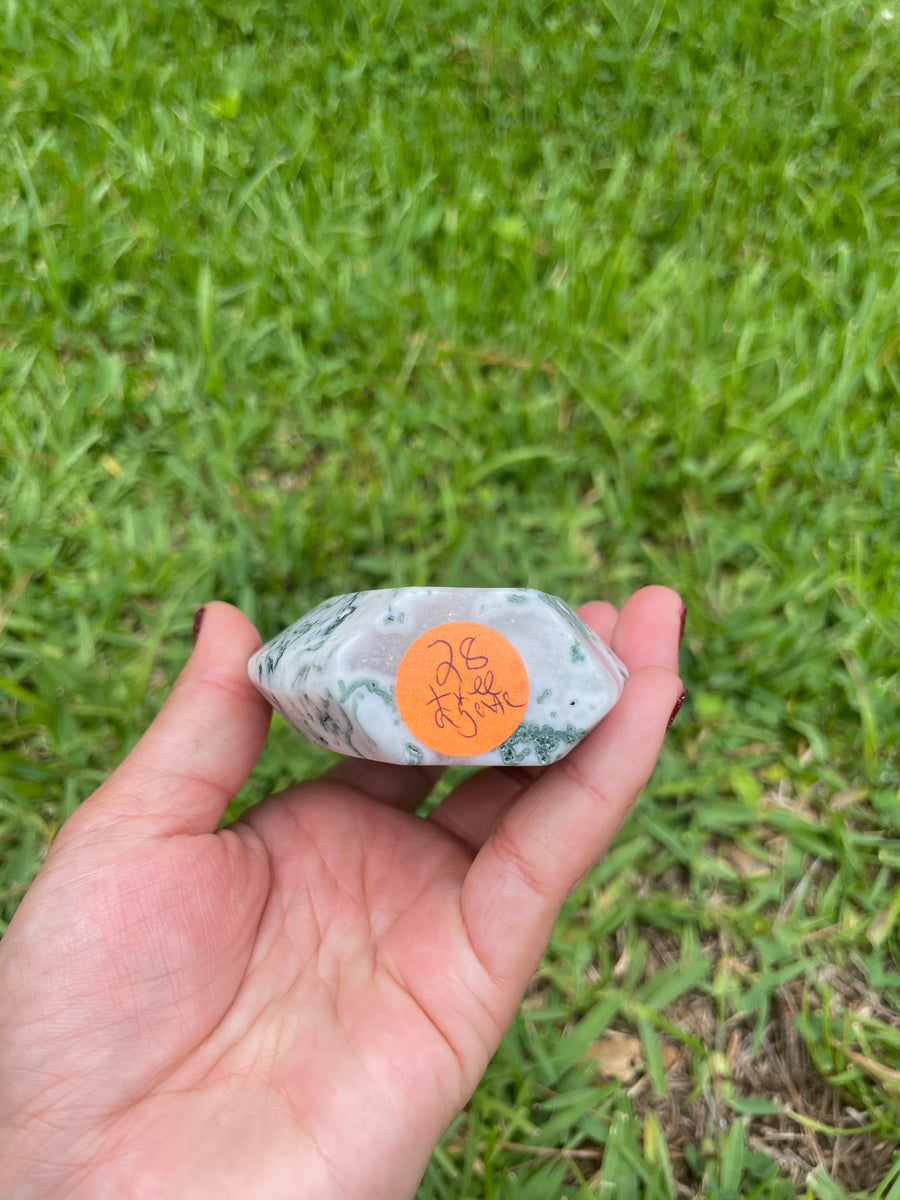 Tree and Moss Agate flame carving