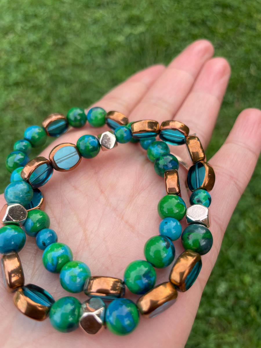 Blue vibes dyed howlite bracelet handmade