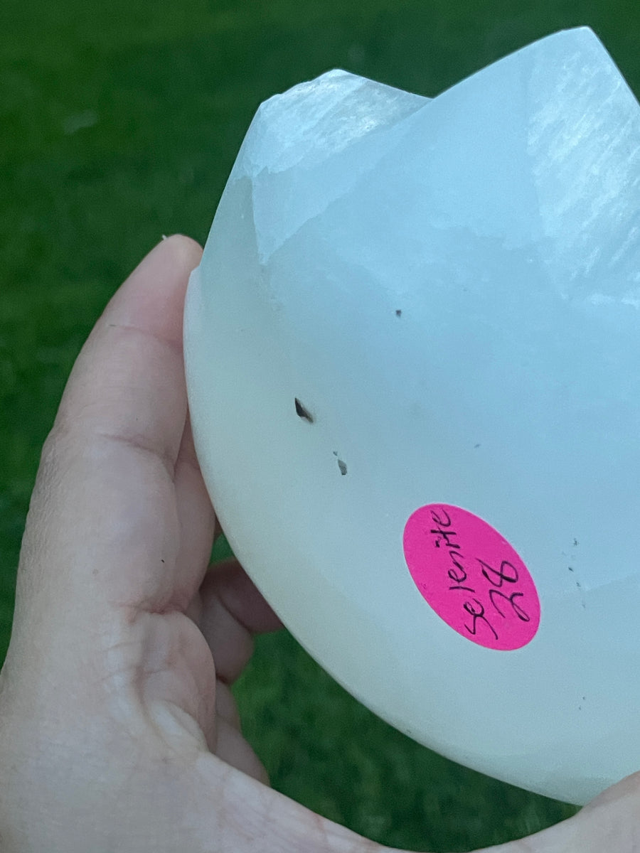 Selenite star dish bowl