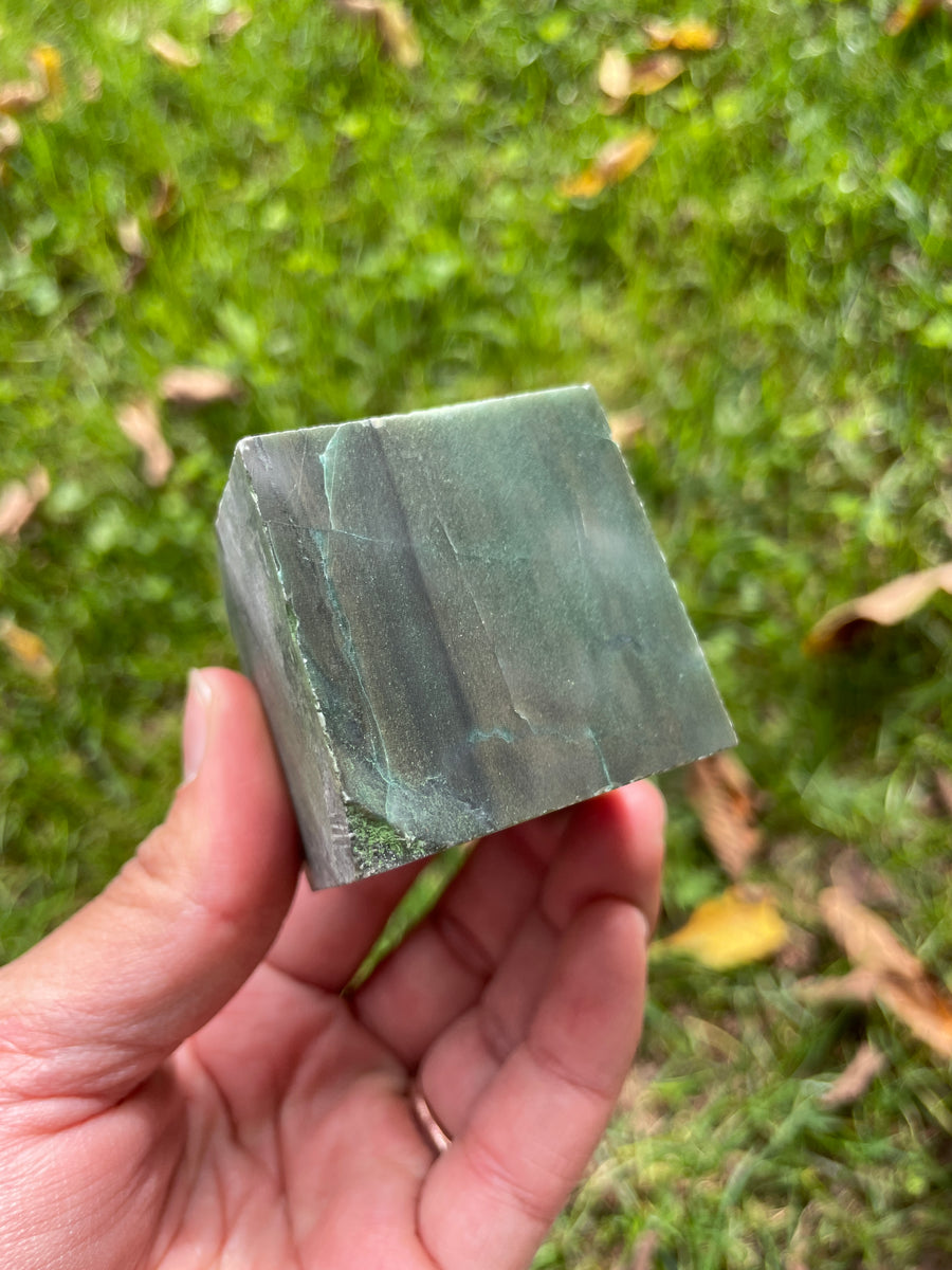 Green Jadeite/Jade Top polished