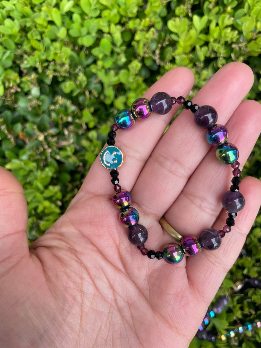 Titanium aura hematite Smiley face bracelet with Amethyst