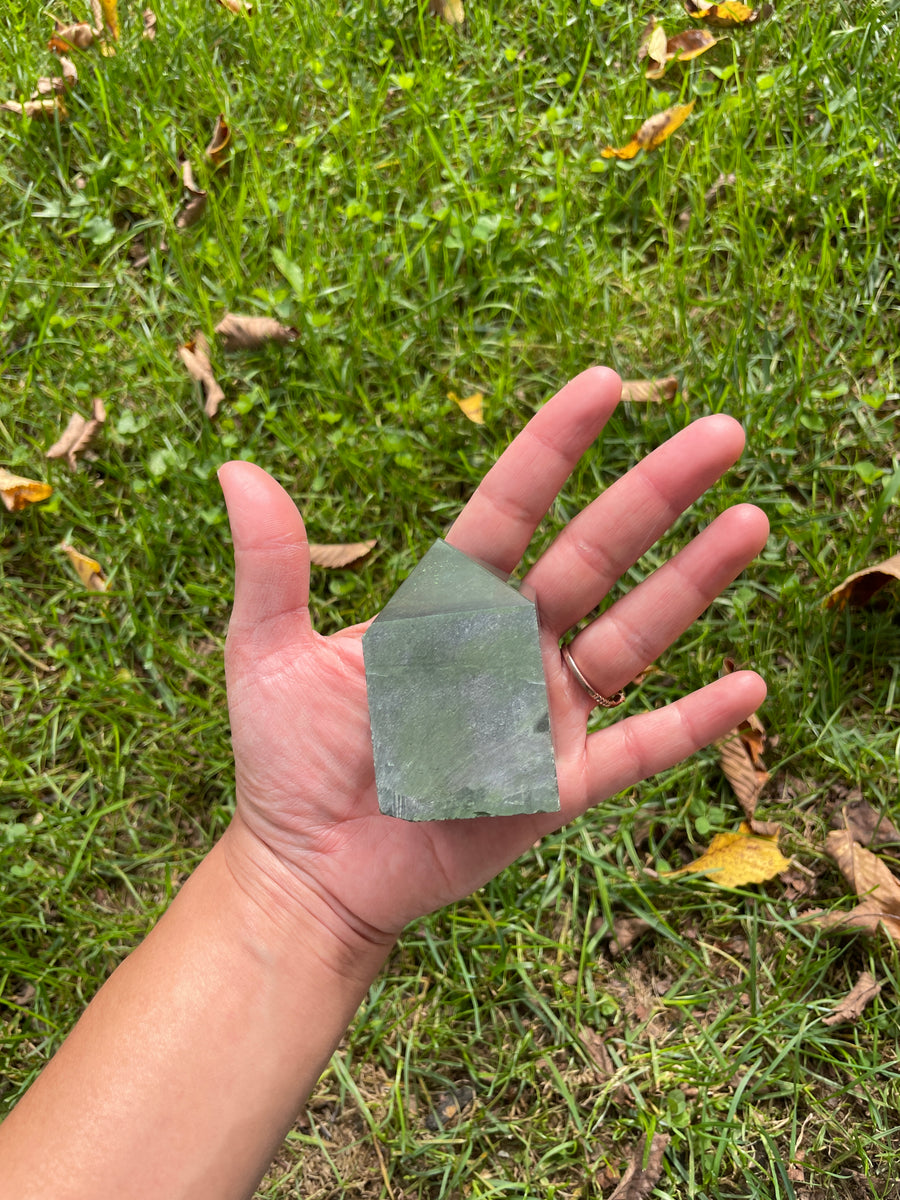 Green Jadeite/Jade Top polished