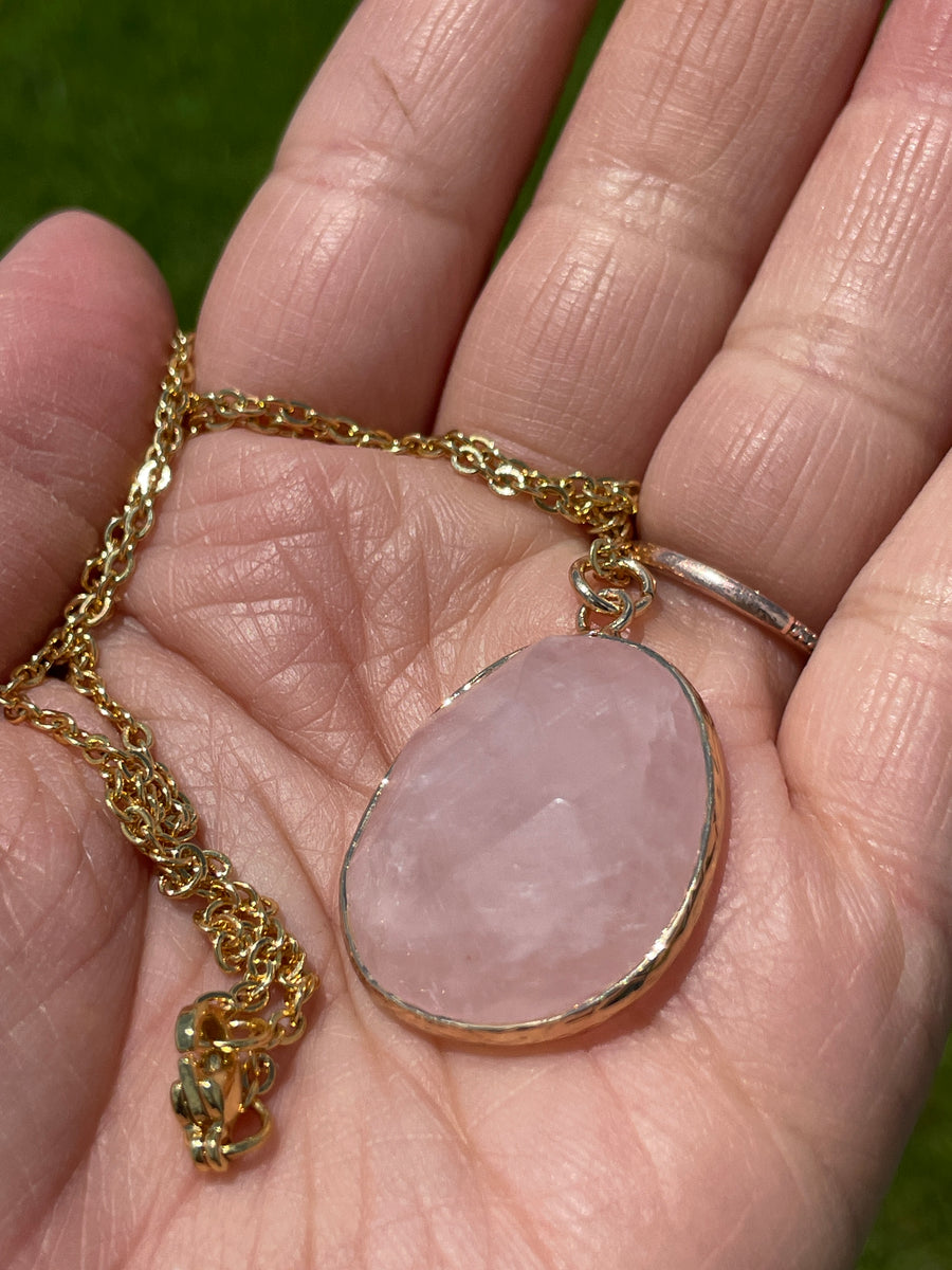 Rose quartz stainless steel gold chain necklace
