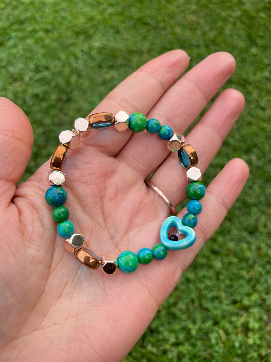 Blue vibes dyed howlite heart bracelet handmade