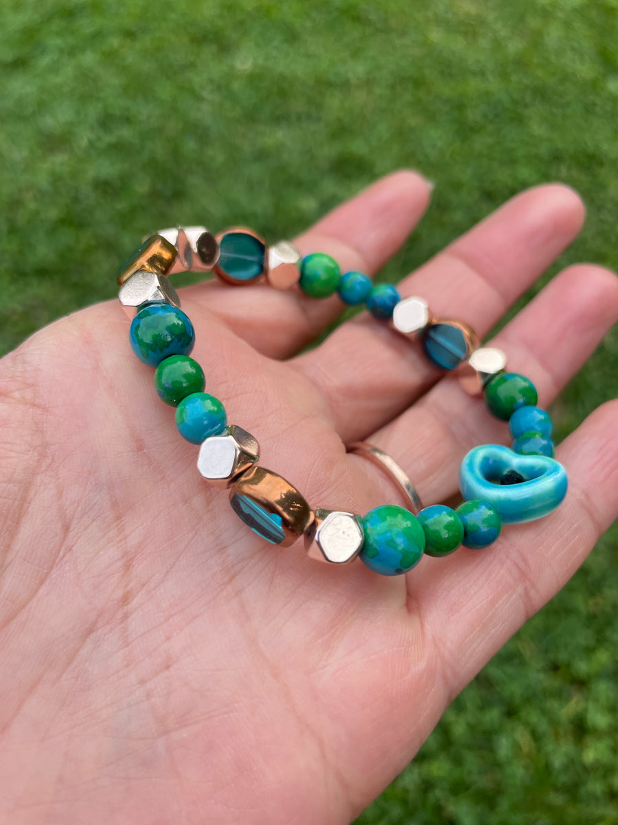 Blue vibes dyed howlite heart bracelet handmade