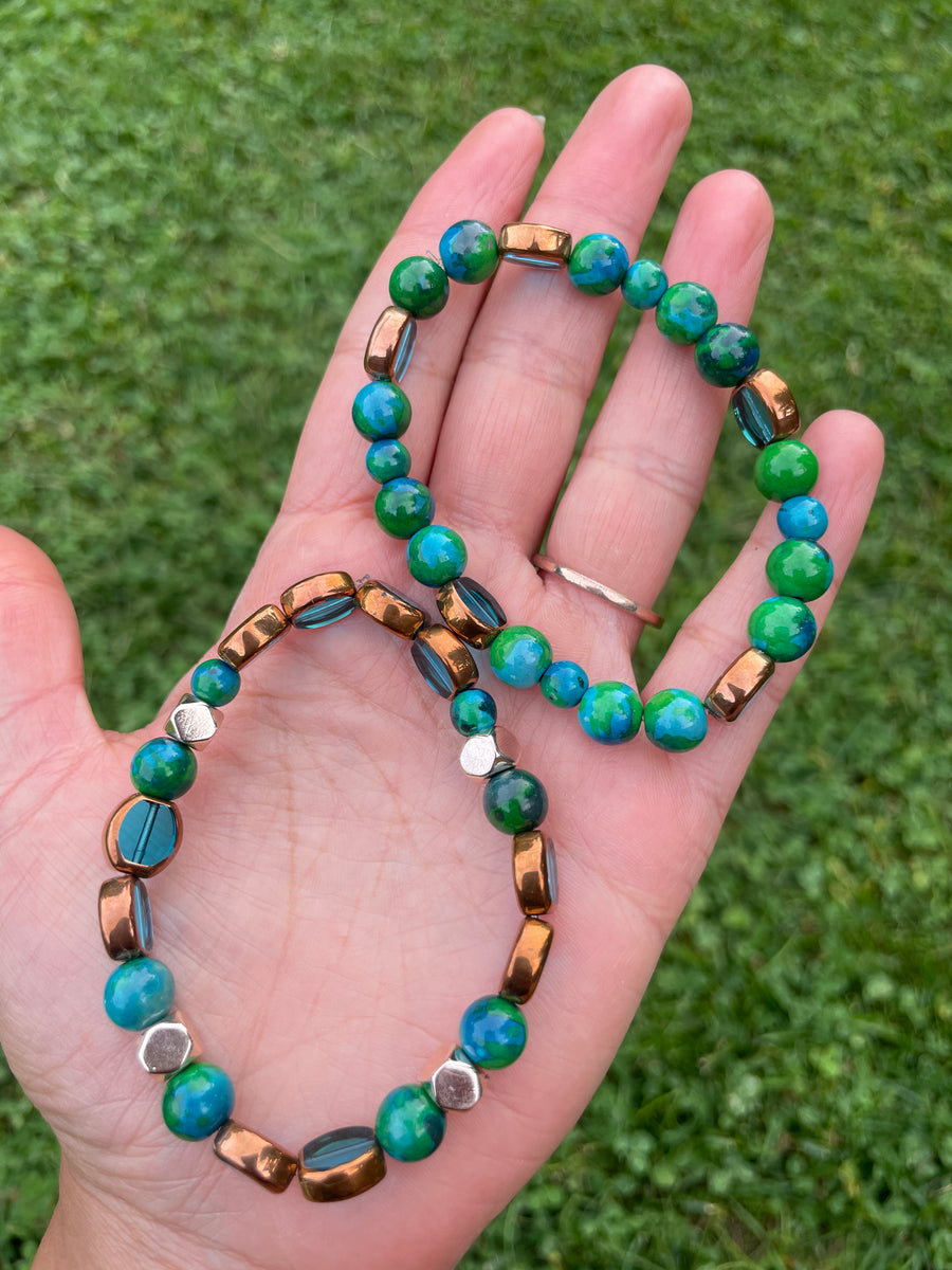 Blue vibes dyed howlite bracelet handmade