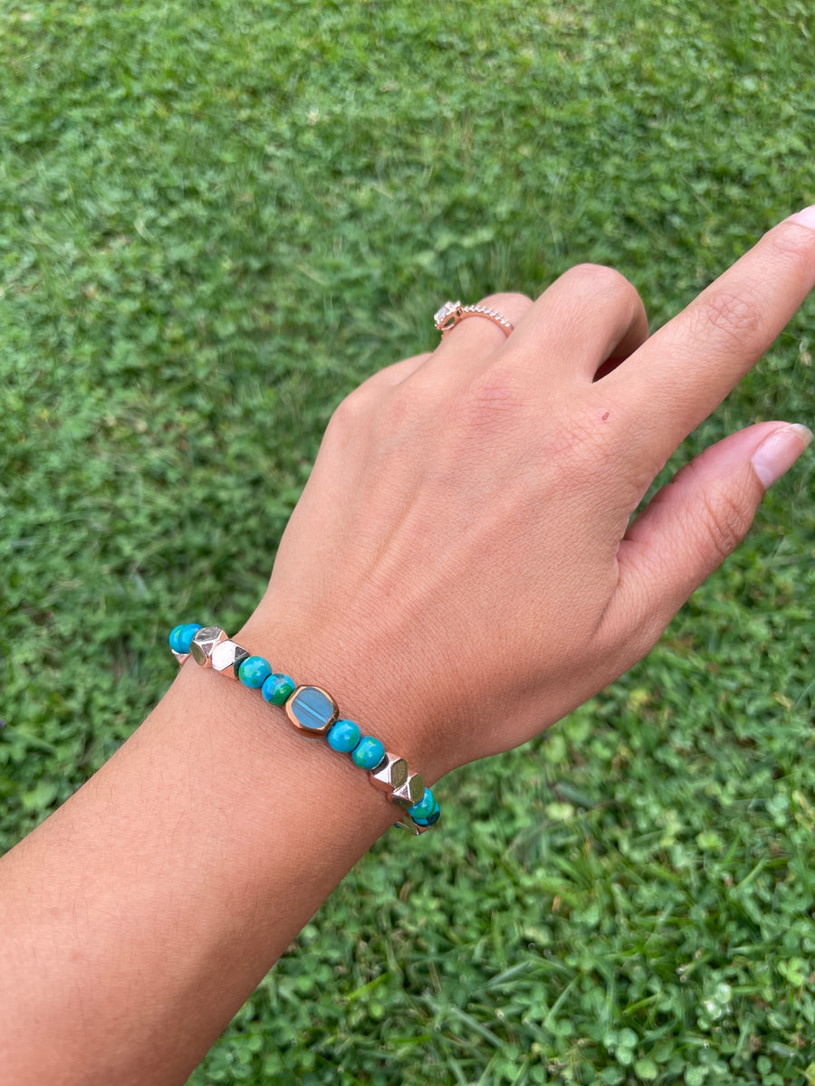 Blue and yellow vibes dyed howlite bracelet handmade