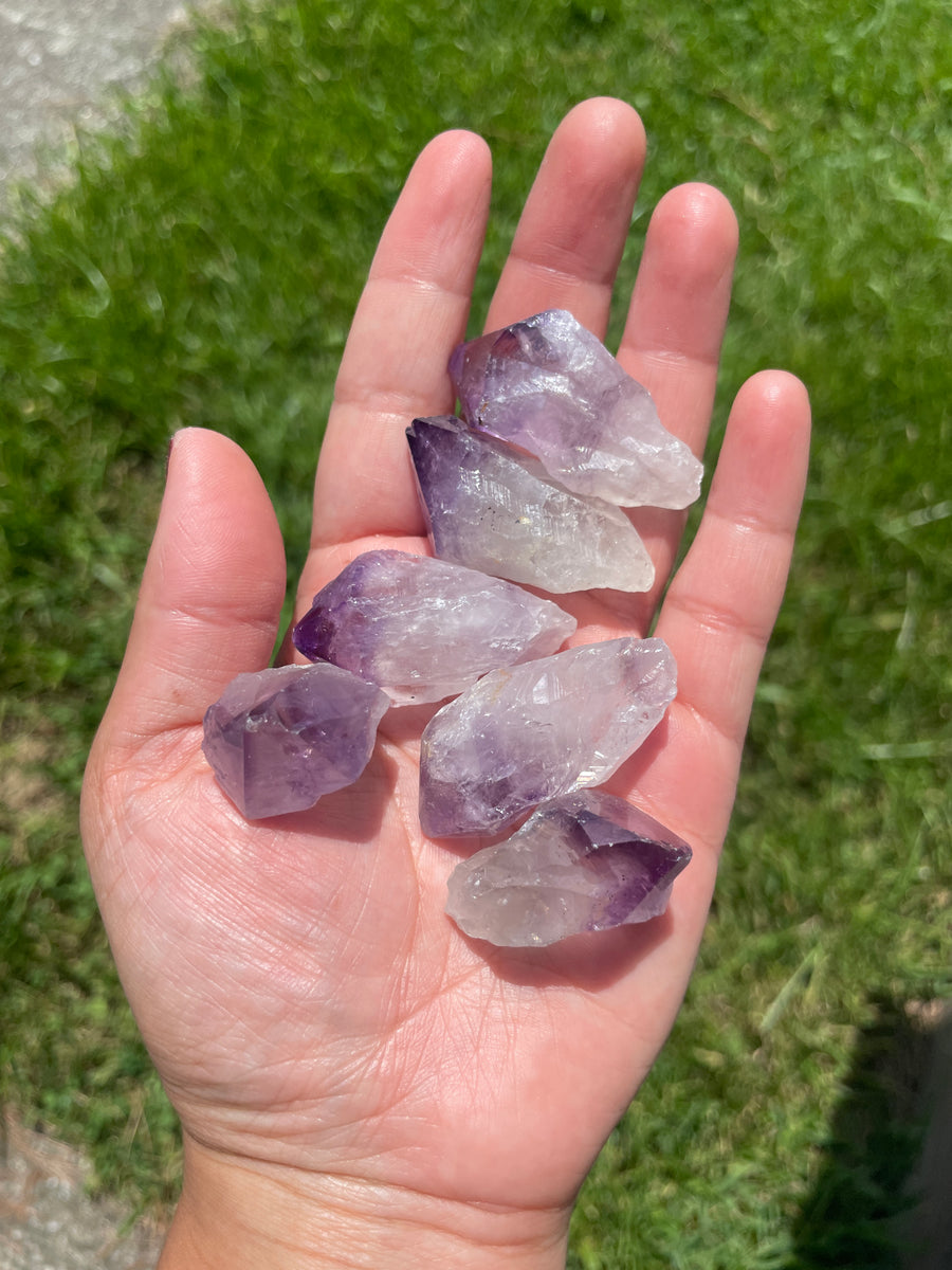 Amethyst point (smallest size in shop)