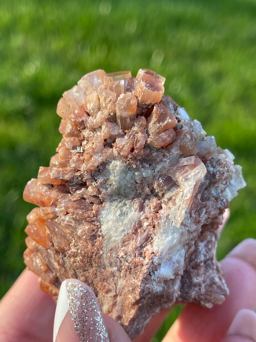 Aragonite specimen