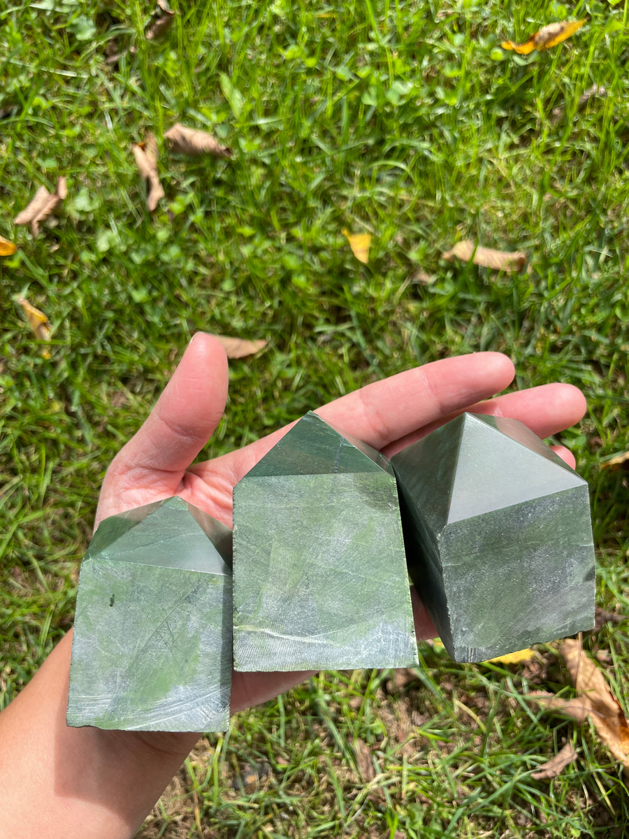 Green Jadeite/Jade Top polished