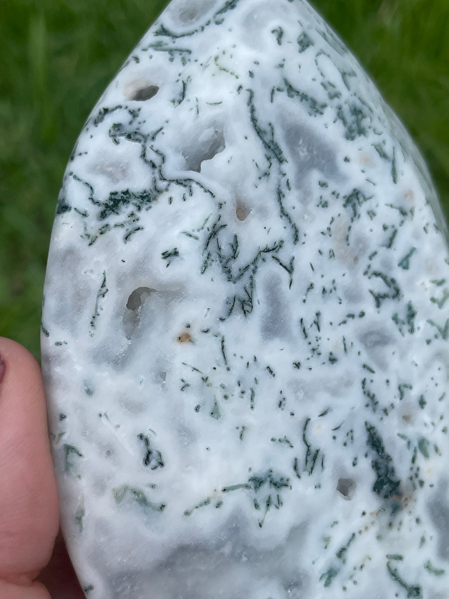 Tree and Moss Agate flame carving