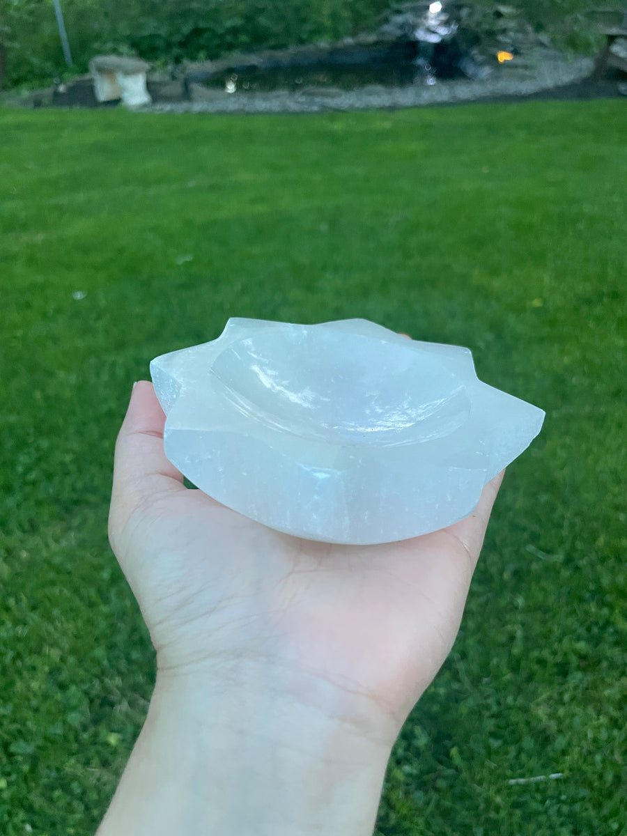 Selenite star dish bowl