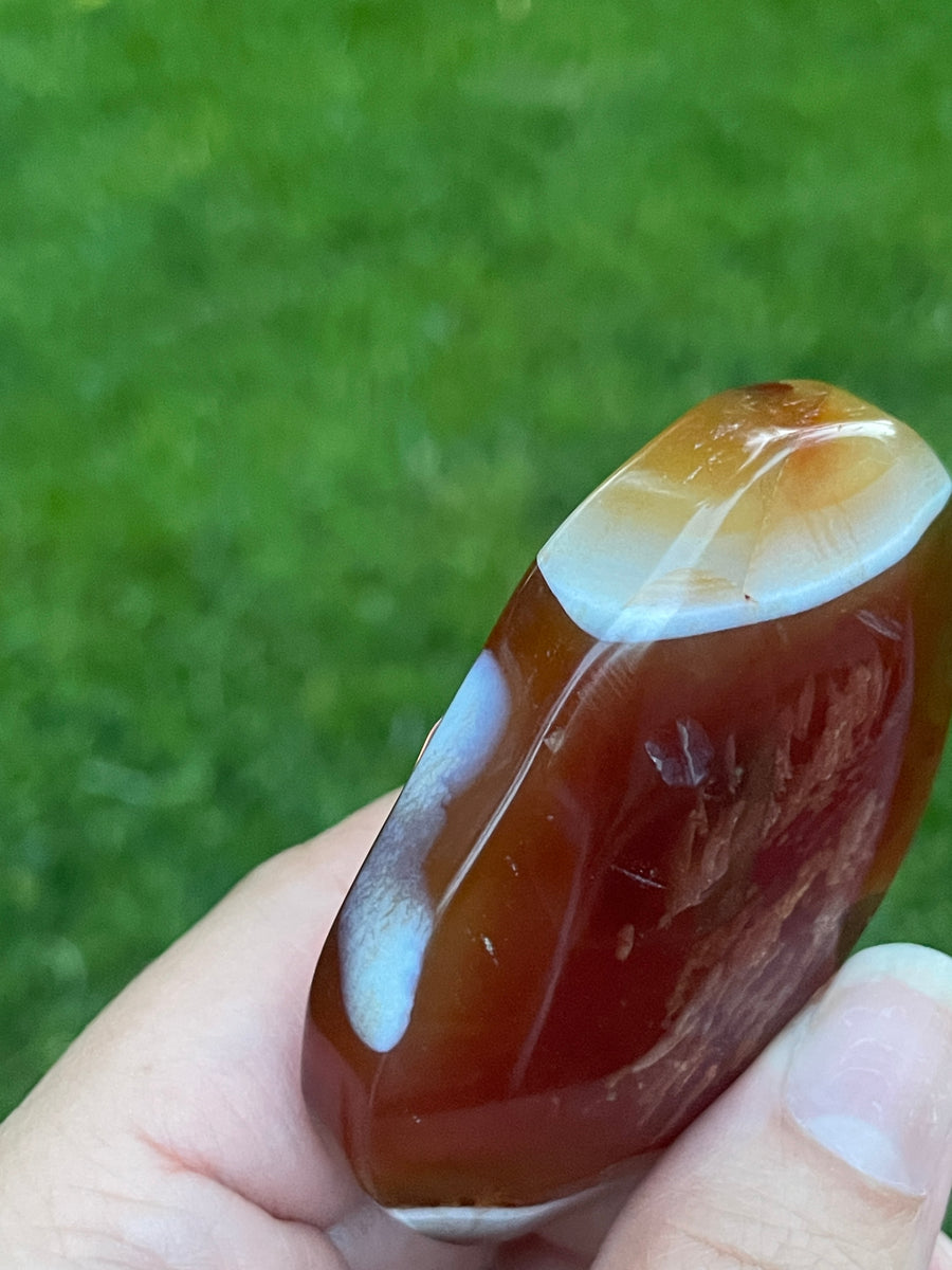 High Quality Carnelian Palm stone