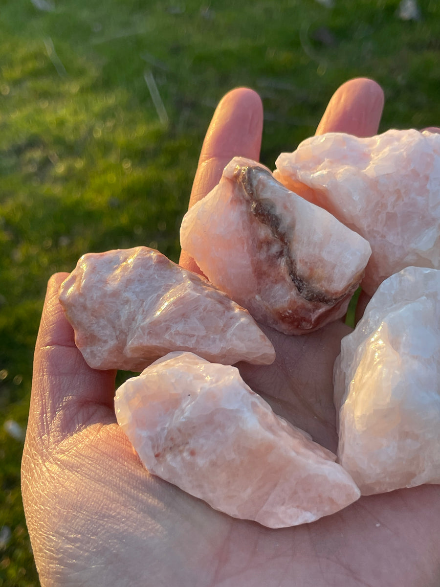 Rose pink calcite raw