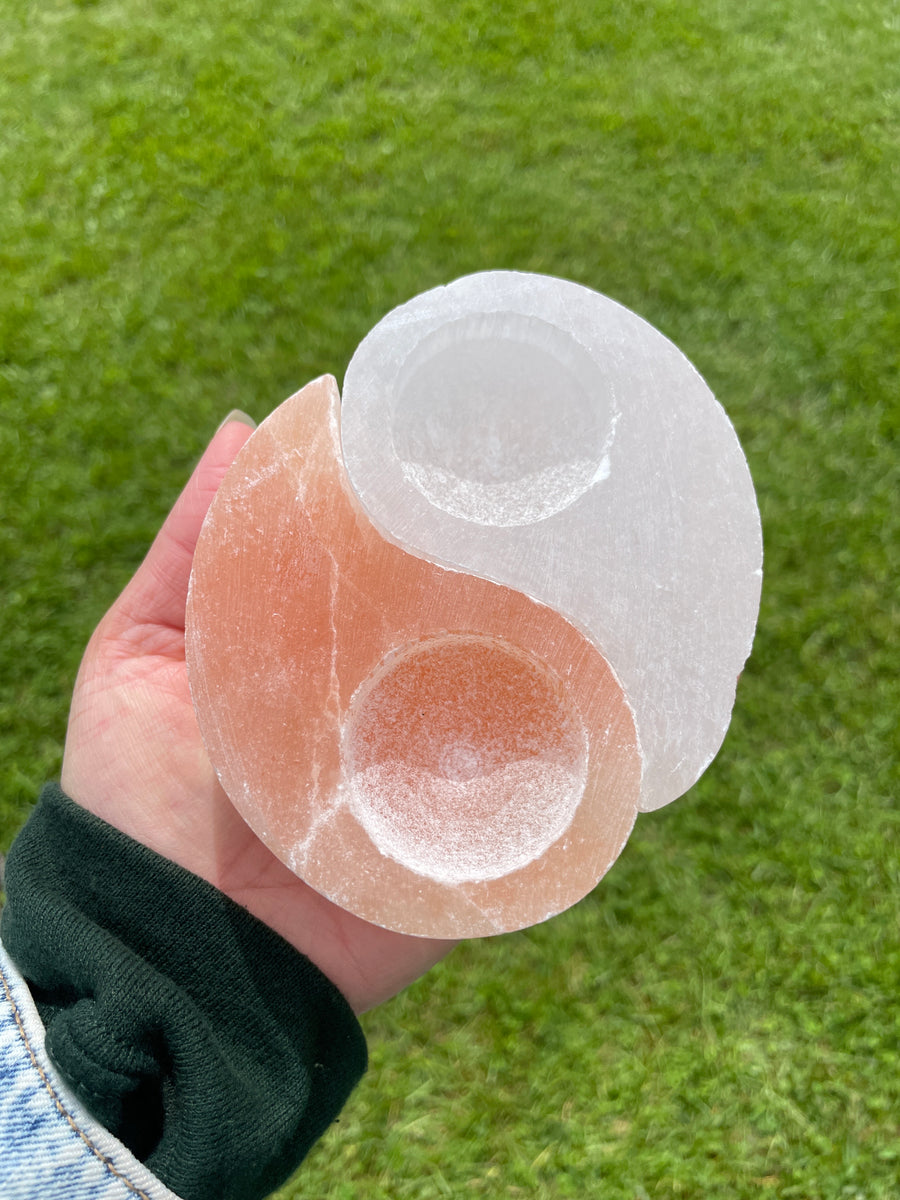 Selenite Yin Yang Candle or sphere Holder. Great for cleansing crystal jewelry