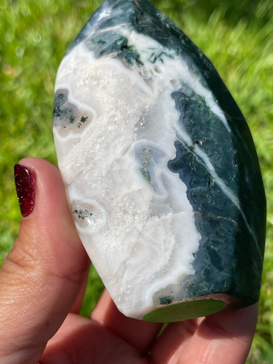 Tree and Moss Agate flame carving