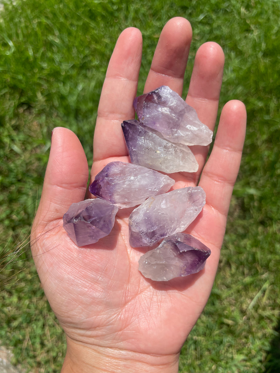 Amethyst point (smallest size in shop)