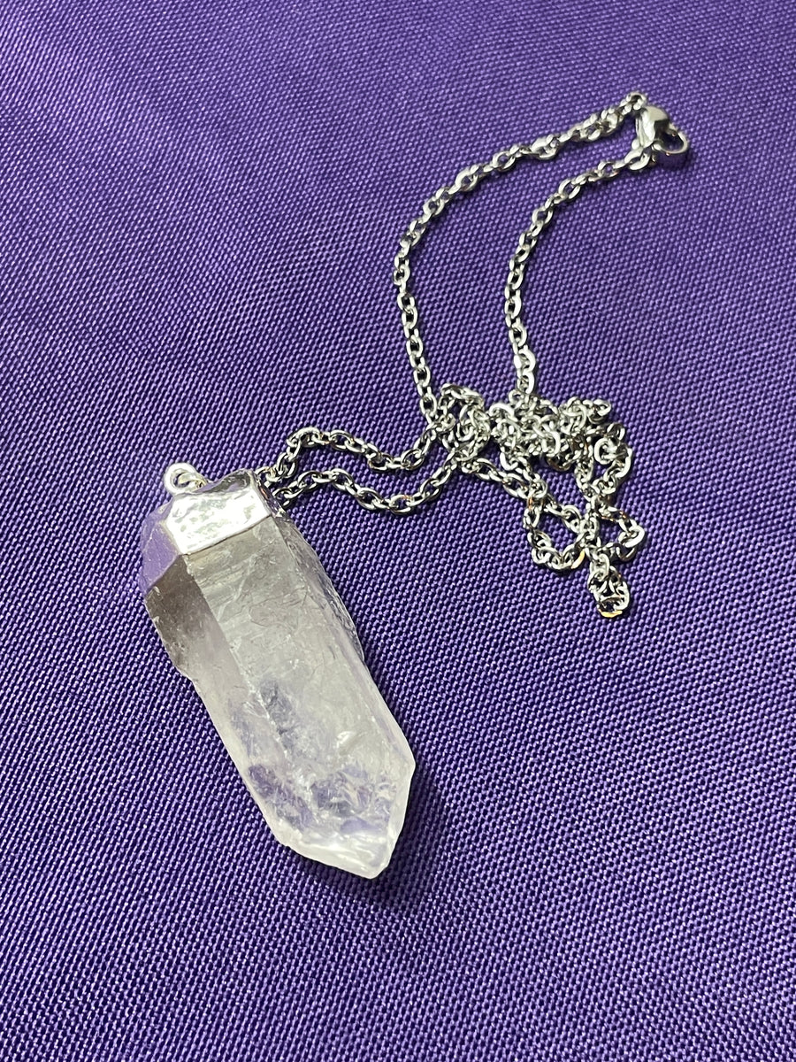 Clear Quartz Point 16” chain hypoallergenic necklace