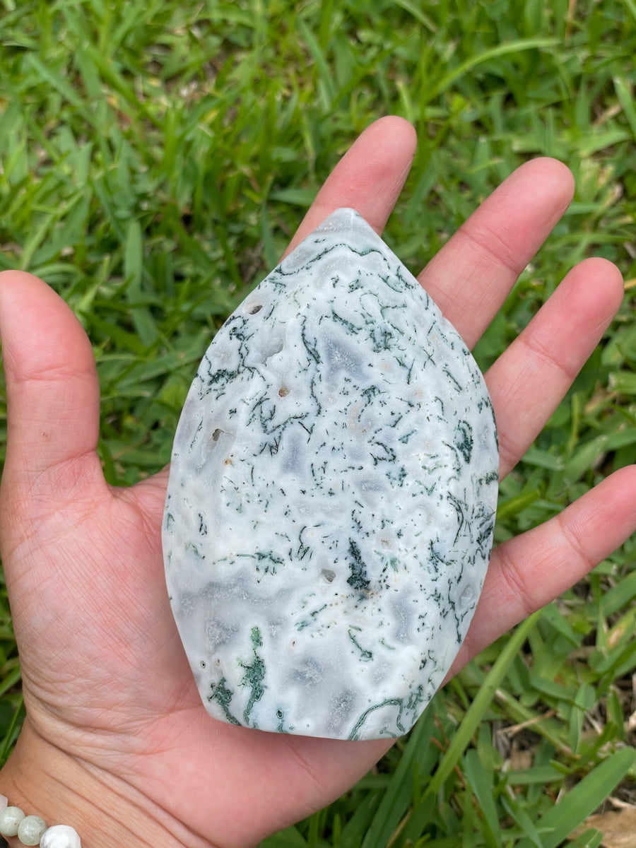 Tree and Moss Agate flame carving