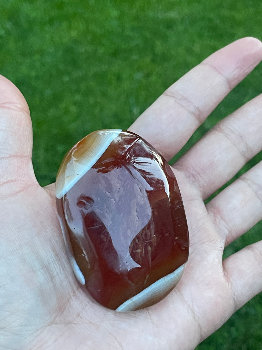 High Quality Carnelian Palm stone