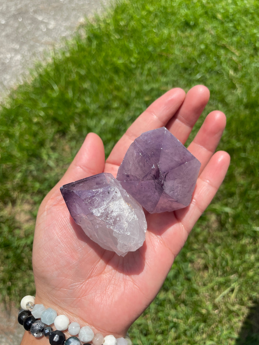 Amethyst point (larger size in shop)