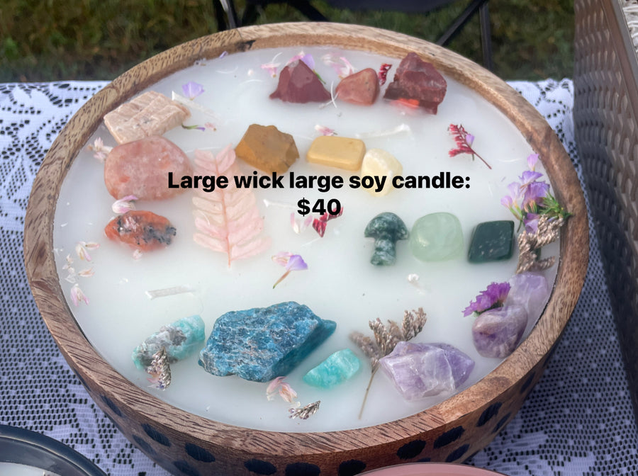 Large crystal candle natural scent in wood dish