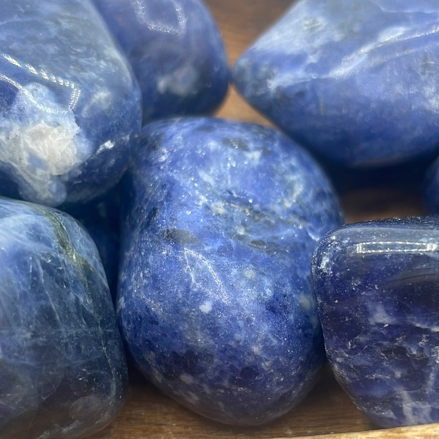 Sodalite tumble extra quality